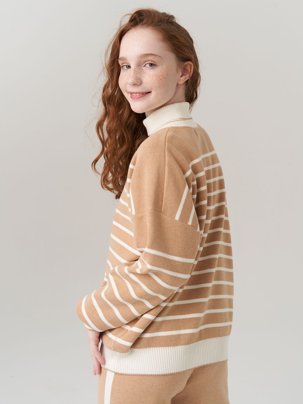 Кардиган для девочки в школу AT1010 сахара