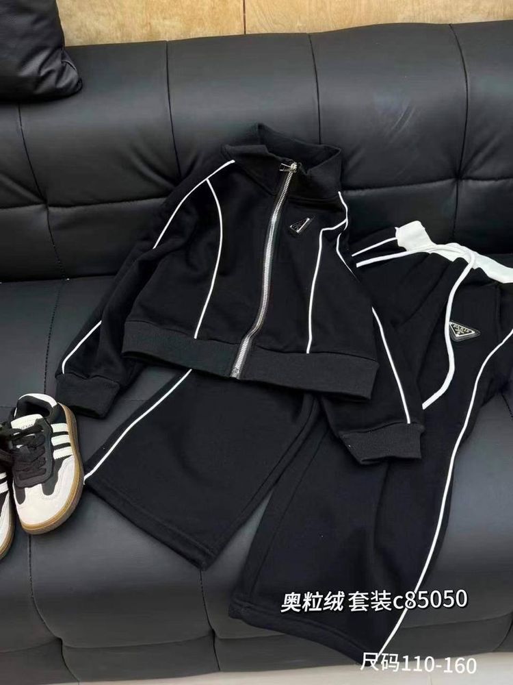 Костюм Prada