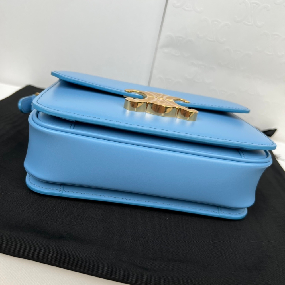 Celine Triomphe Bag 22 cm