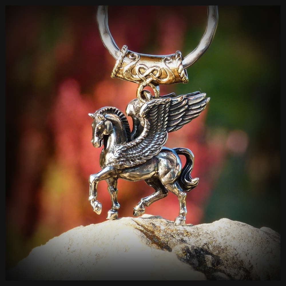 Брелок для ключей "Пегас" , мельхиор