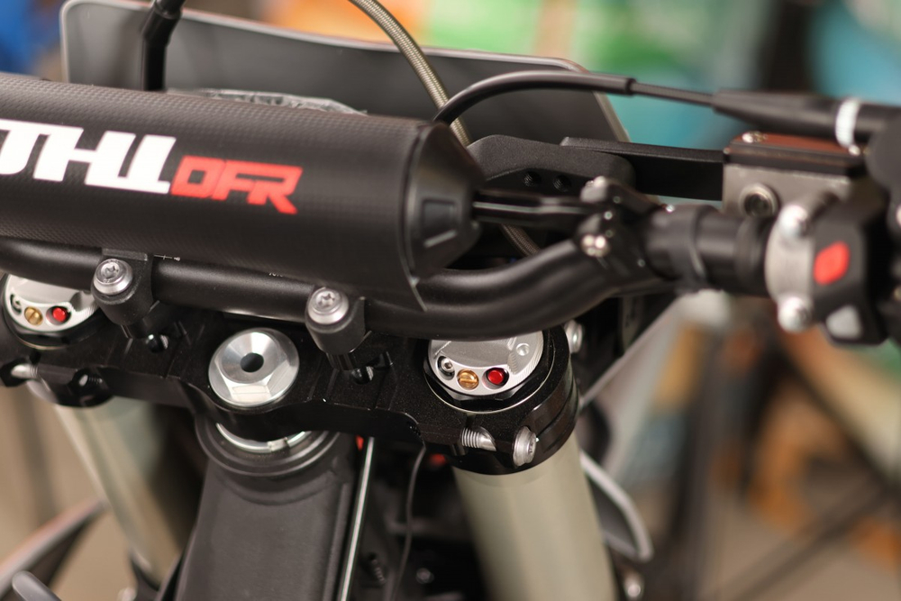 Мотоцикл JHLofr ZR6 NB300 (174MN-3)