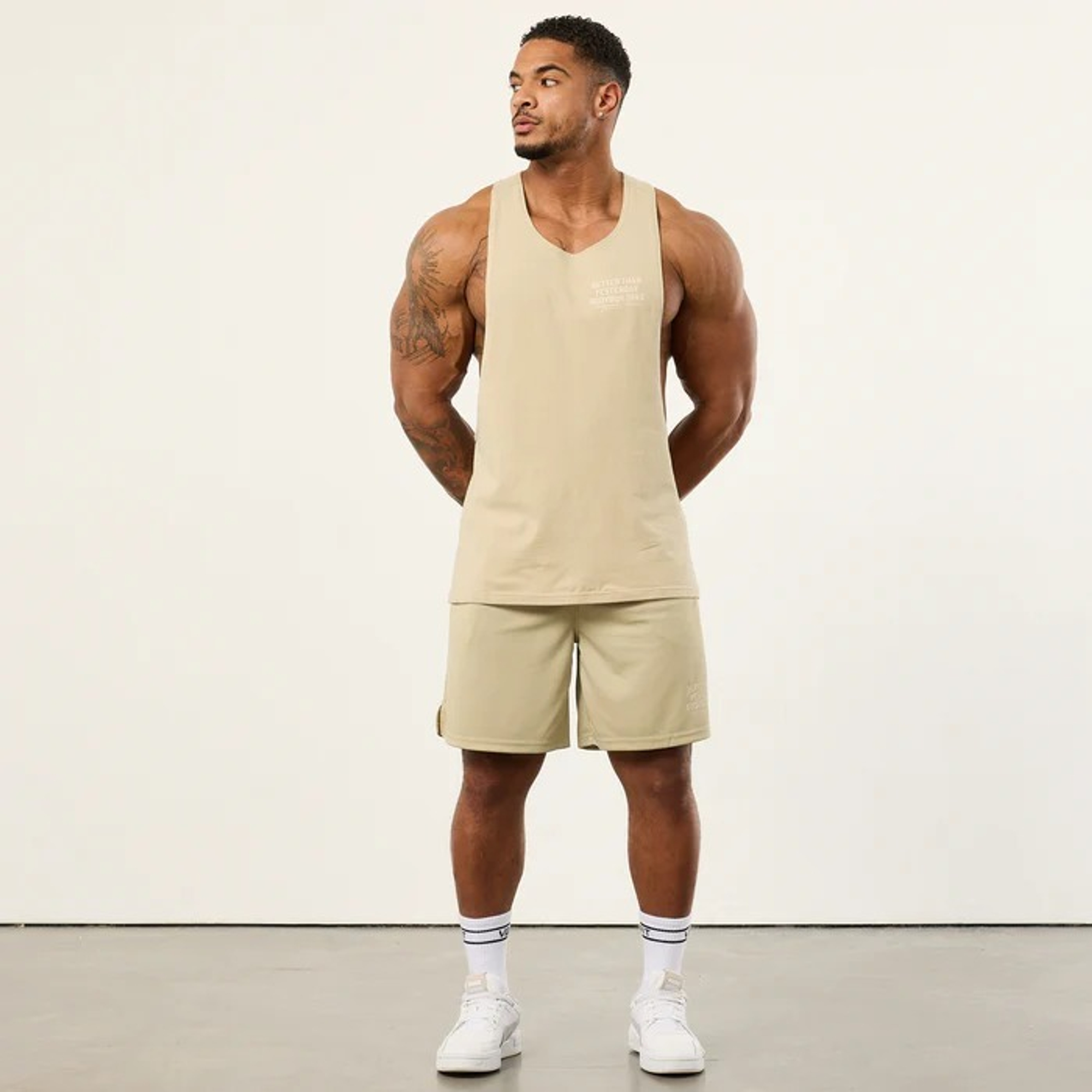 Шорты VANQUISH Bodybuilding Mesh Shorts Vintage Khaki