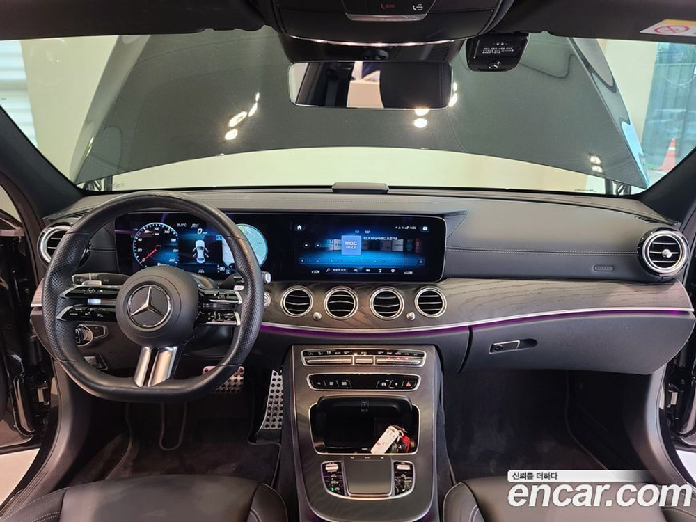 Mercedes-Benz E-Class W213 E220d 4MATIC AMG Line (11.2020)