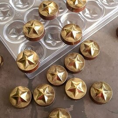 137 | Форма для шоколадных изделий "Звездочка" (275*135 мм)