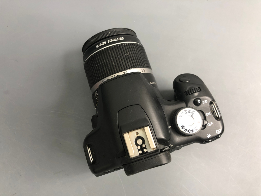 Canon 500D kit 18-55 mm 3.5-5.6 IS (20.100 кадров)