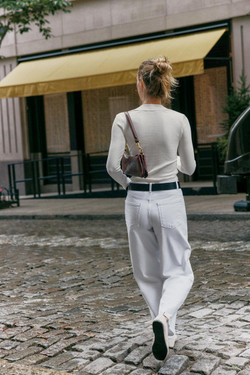 ZARA ТОП В РУБЧИК С V-ОБРАЗНЫМ ВЫРЕЗОМ, ЭКРЮ