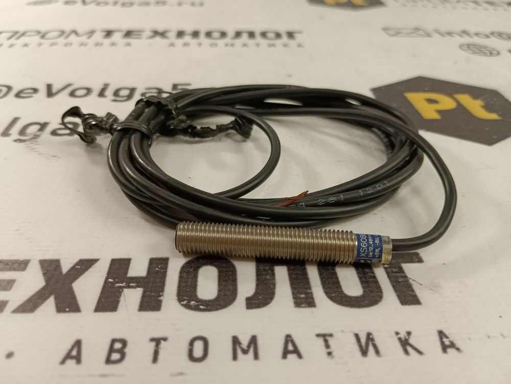 Telemecanique XS608B1PBL2 с хранения