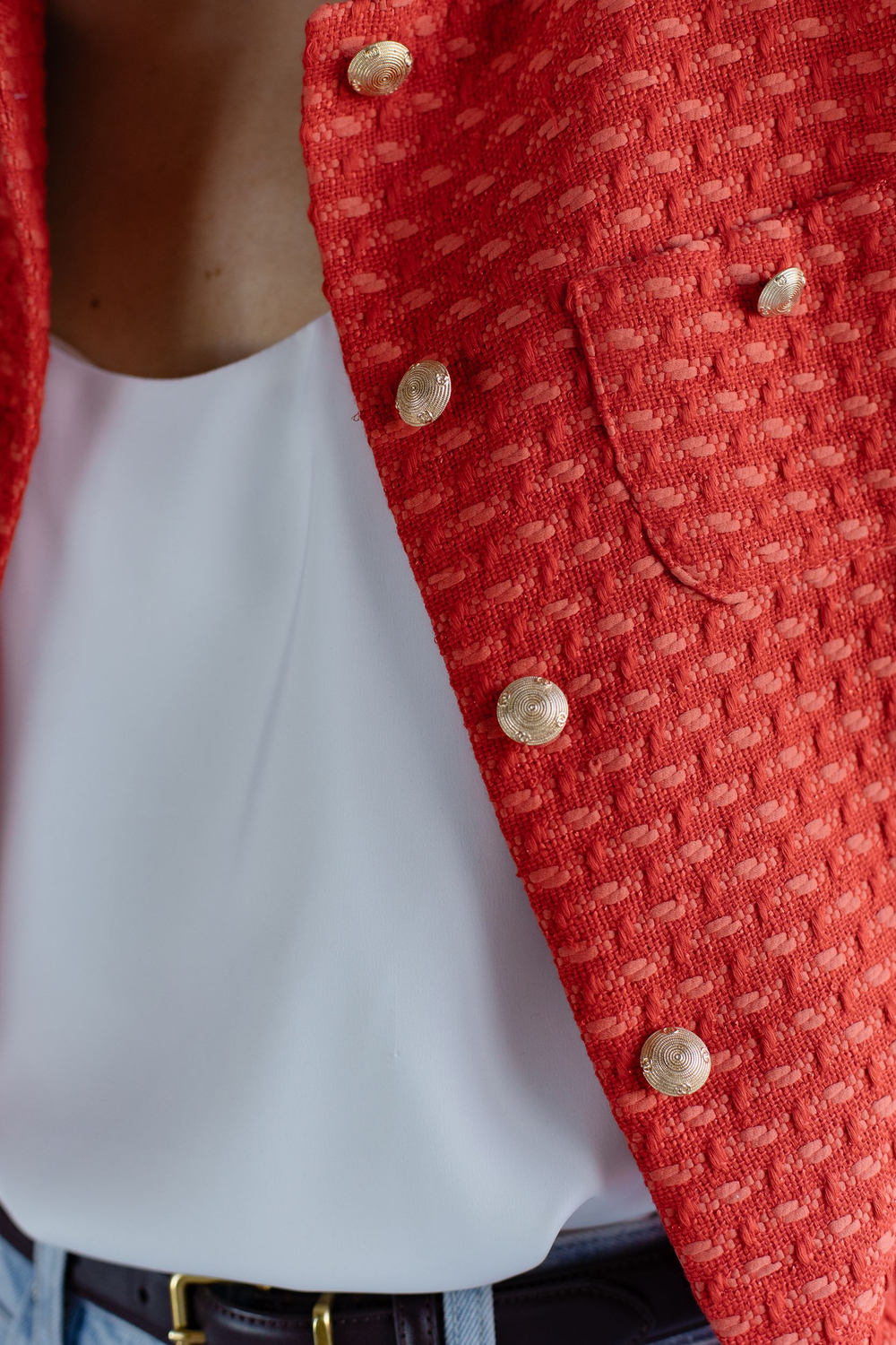 Жакет из твида укороченный со стойкой красный