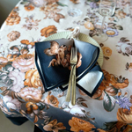 Набор скатерть 130х240 см с салфетками в подарочной упаковке