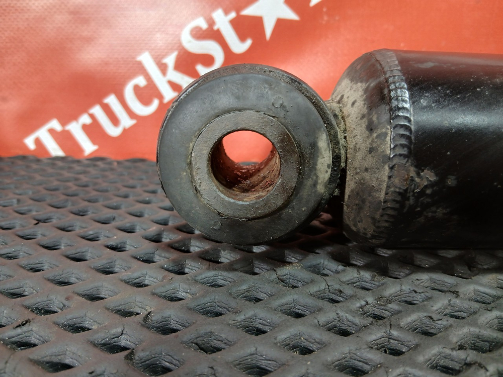 Амортизатор задний 2023г