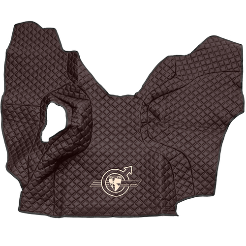 Ковры VOLVO FM до 2008 года (экокожа, коричневый, черный кант, бежевая вышивка)