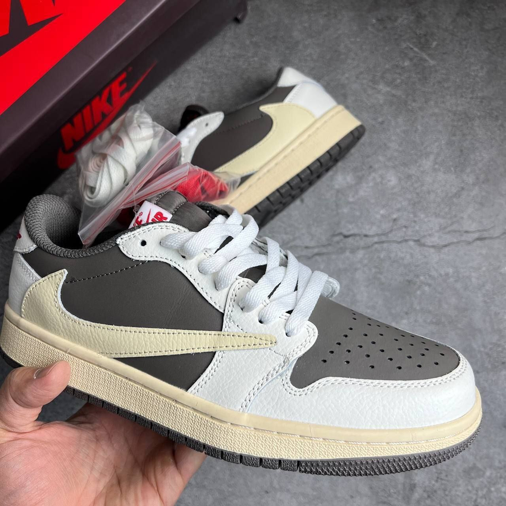 Кроссовки Nike Retro Low OG SP Travis Scott Reverse Mocha