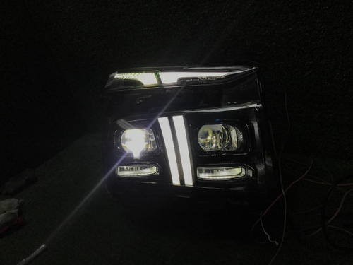 Битая Фара правая Hyundai Santa Fe 4 TM 20-23 LED