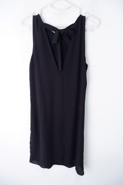 Платье H&M без рукавов 40 размер