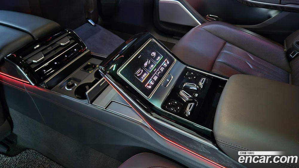 Audi A8 (D5) 60 TFSI Quattro LWB (04.2021)
