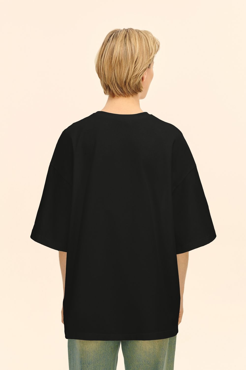 Футболка объемная (Breaking hearts), черная