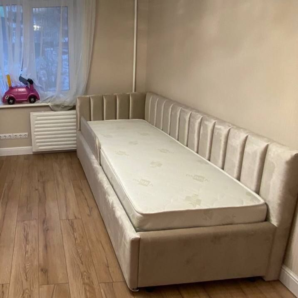 Доп. опция. Защитный бортик