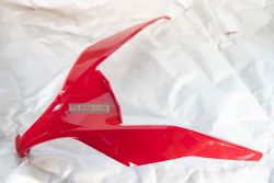 64300-K04-930ZA. GARNISH SET, SCREEN *R354* (R354 GLOWING RED). Honda Forza300 MF12