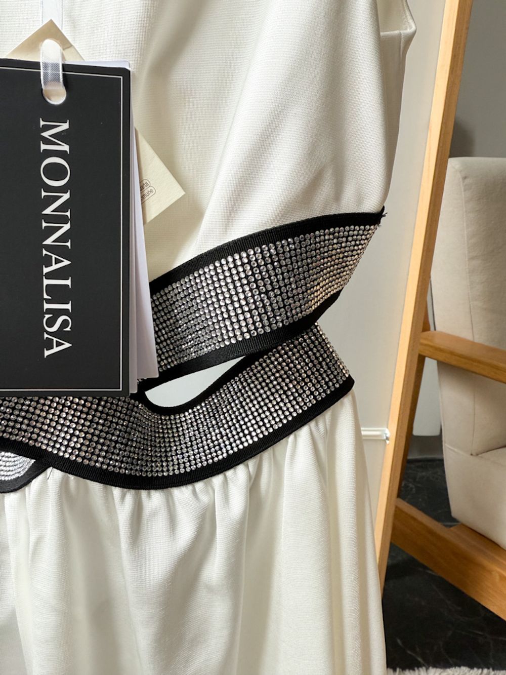 Новое платье Monnalisa, 140