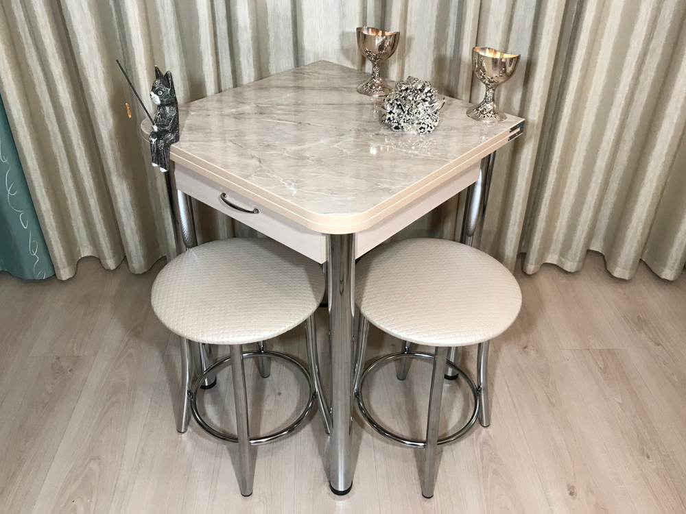 Маленький кухонный стол с ящиком Bilbao marble
