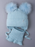 Шапка зимняя детская с помпонами и манишка