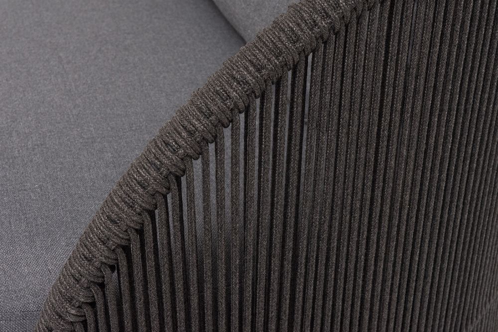 "Монтелла" кресло плетеное из роупа, каркас алюминий темно-серый (RAL7024) муар, роуп темно-серый круглый, ткань темно-серая 027