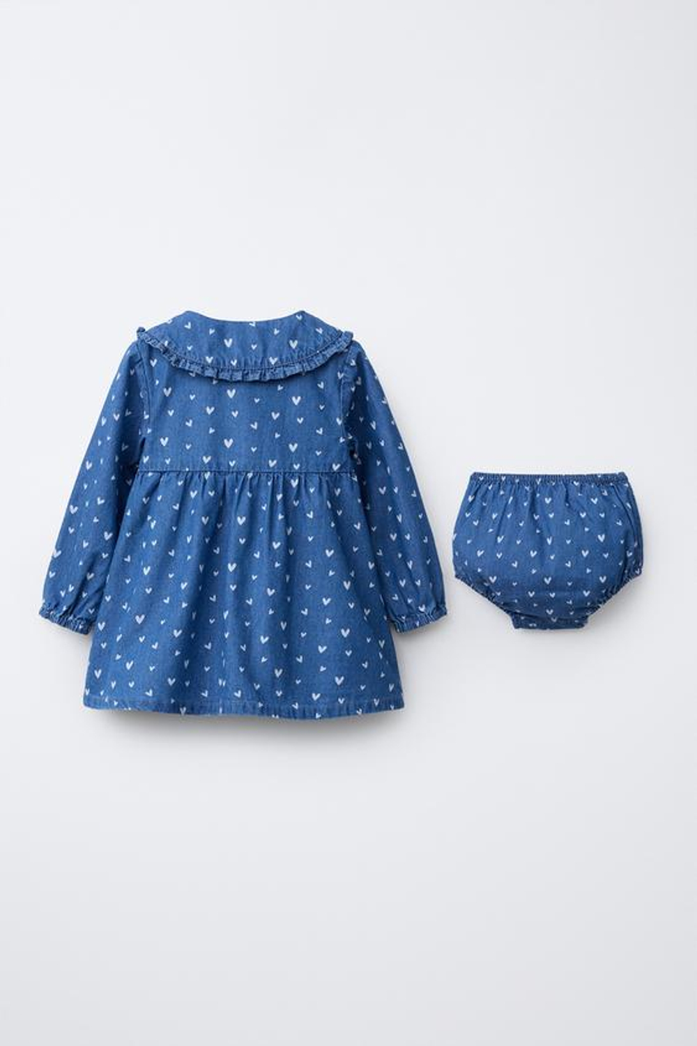 ZARA ПЛАТЬЕ И ДЖИНСОВЫЕ ТРУСЫ С СЕРДЕЧКАМИ, СИНИЙ