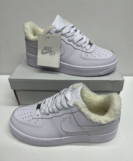 Кроссовки Nike Air Force 1 Low All White с мехом