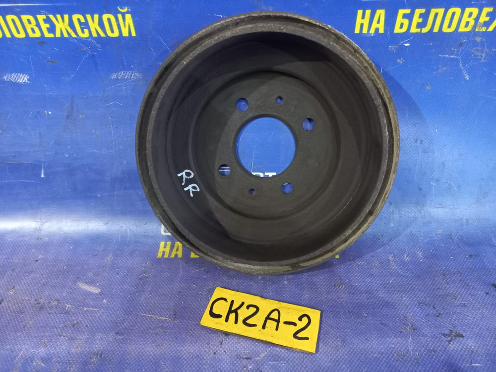 Барабан тормозной задний MITSUBISHI LANCER 1995