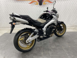 Suzuki GSR400 2006
