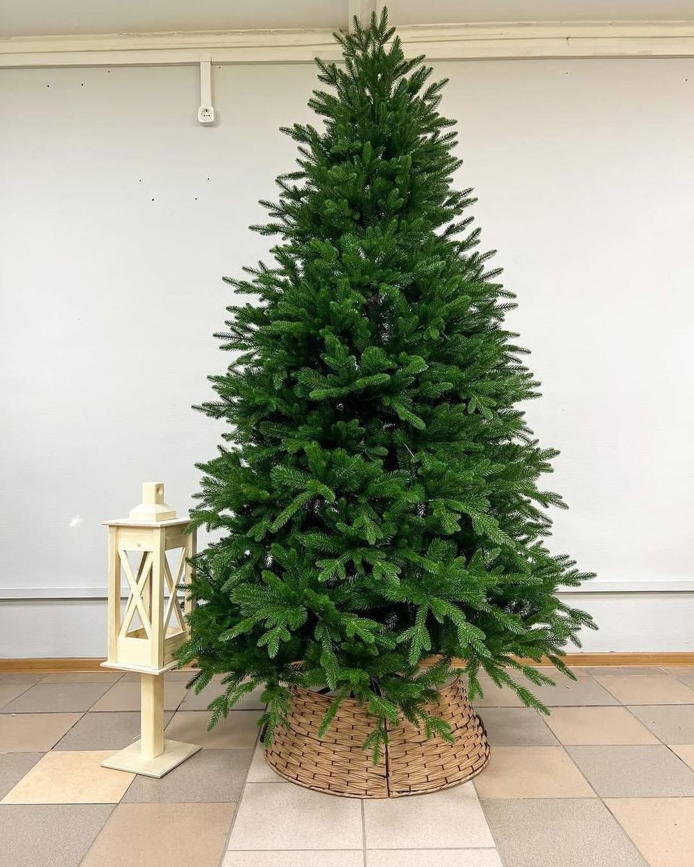 Ель искусственная «Эльга» (Литая хвоя) от 1,2 м до 3 м