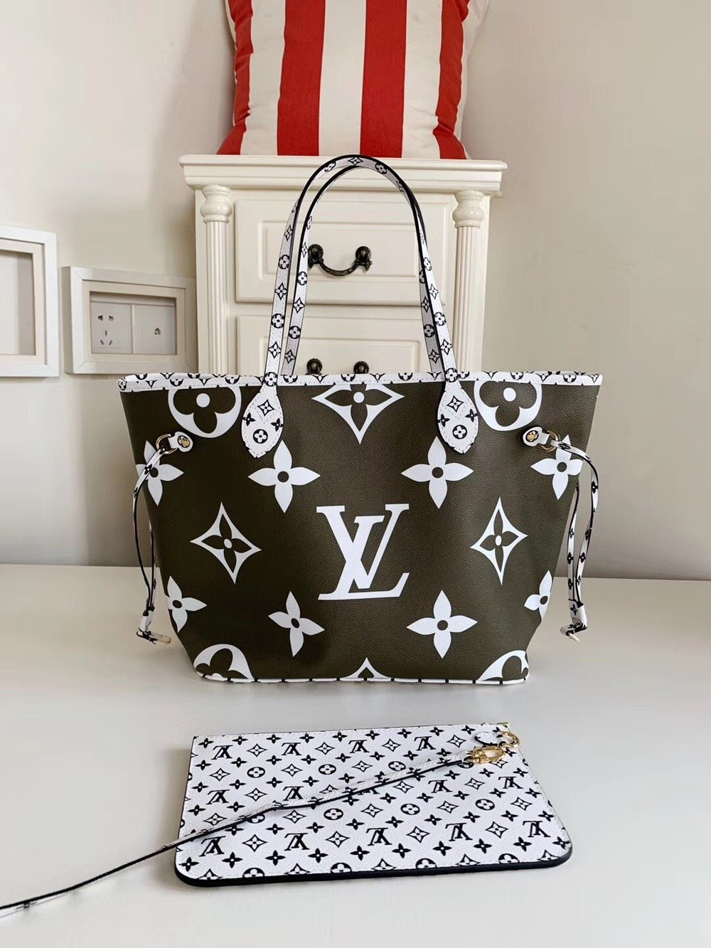 Louis Vuitton Neverfull MM