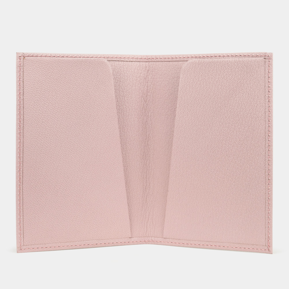 Кожаная обложка для паспорта, коза пудрового цвета