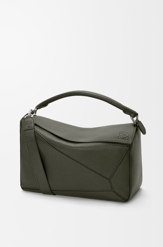Loewe Большая сумка Puzzle мягкой зернистой телячьей кожи, темный хаки