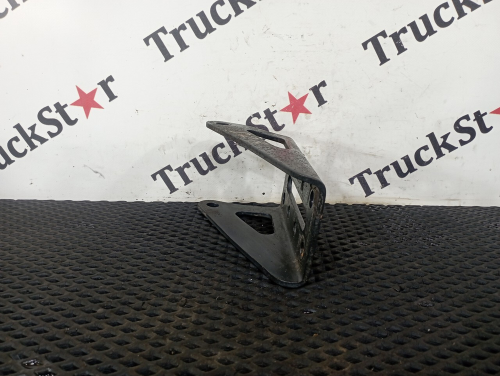 Кронштейн амортизатора заднего 2020г.