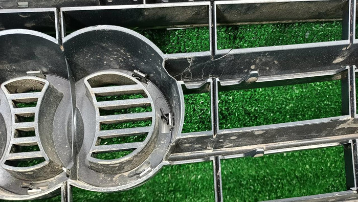 Решетка радиатора Audi A3 8V (2012-2016)