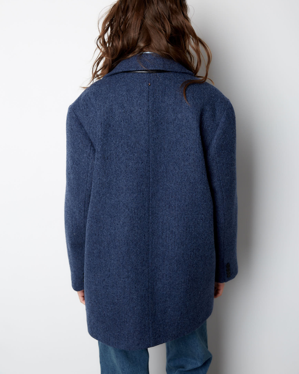 Пальто-жакет из шерсти елочка темно-синий