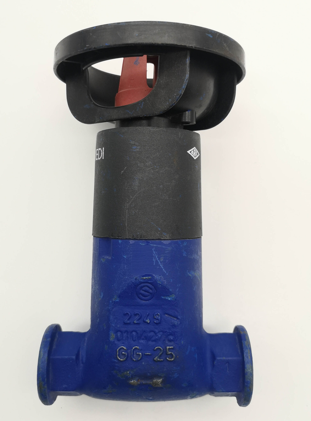 Клапан чугунный муфтовый Ari-Euro-Wedi DN15 Ду15 G1/2 PN16 Fig 12.076 Ari-Armaturen GG-25