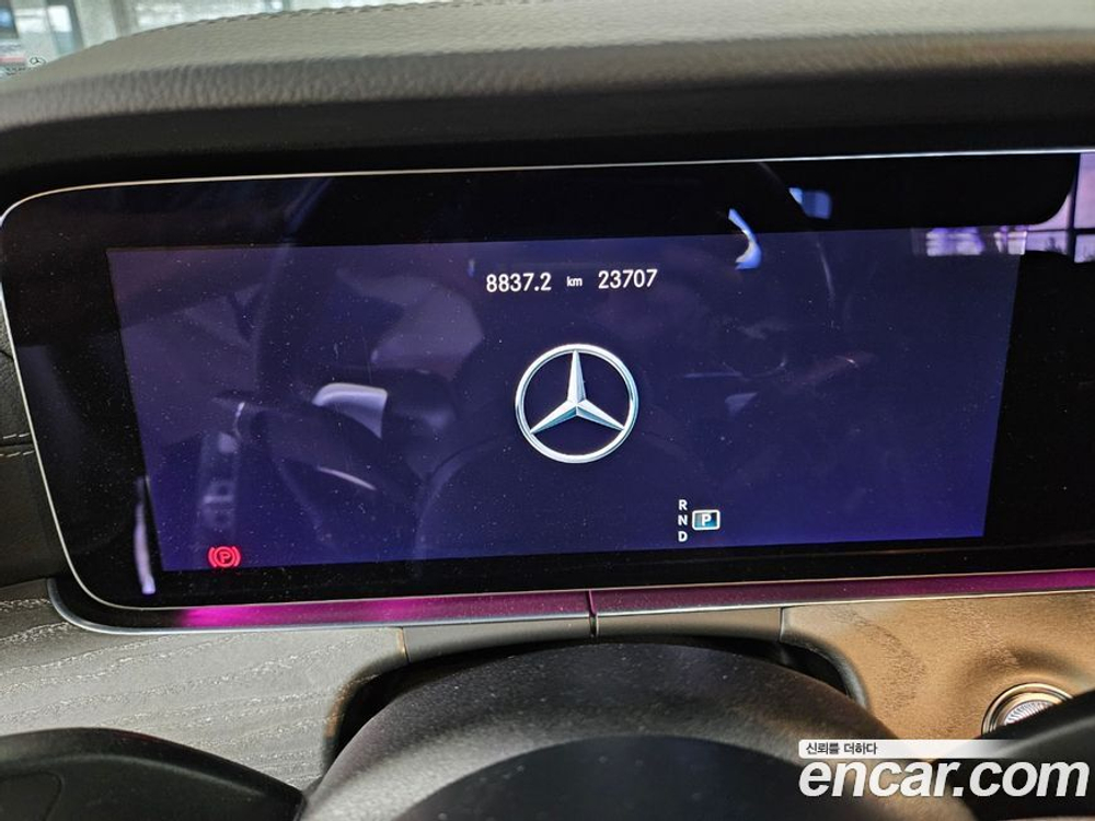 Mercedes-Benz E-Class W213 E350 4MATIC Avangarde (08.2022)