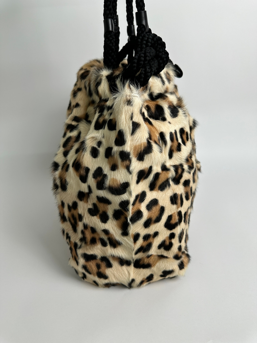 Сумка Miu Miu brown leopard fur tote bag black beige