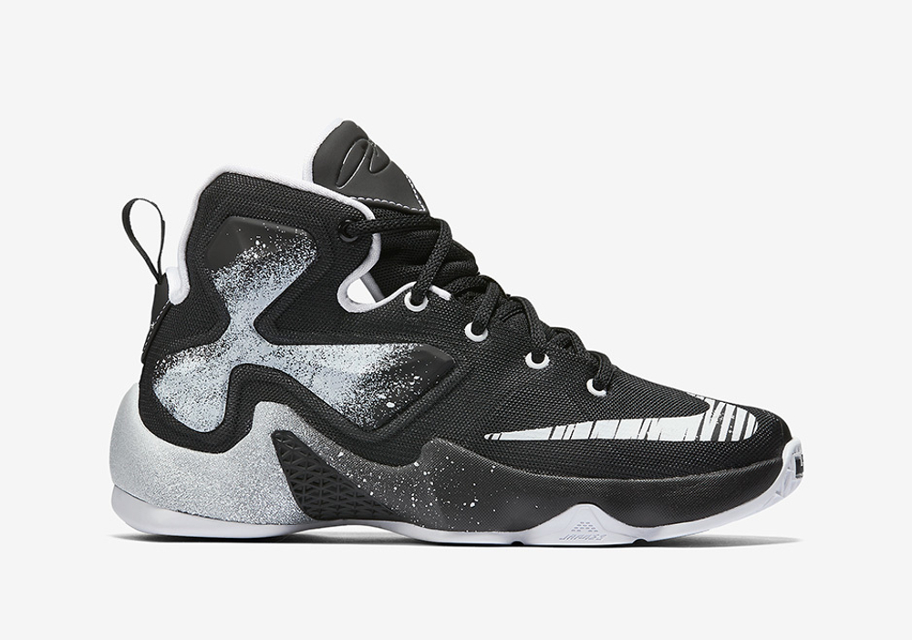 Купить в Москве Nike LeBron 13 GS Comic Book