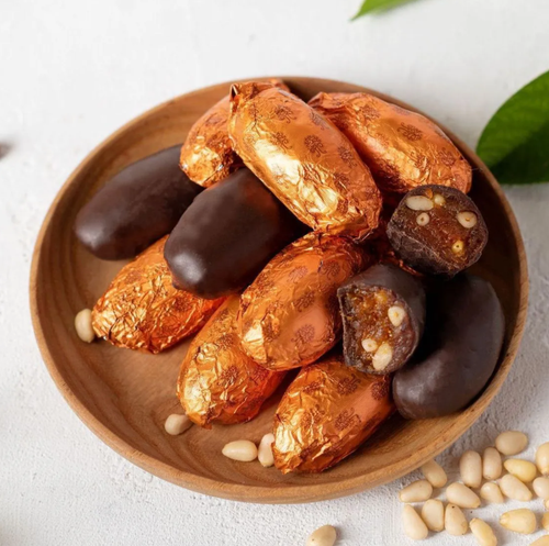 Фрутодень с кедровыми орехами Ассорти / финик,чернослив,курага / шоу-бокс / 640г / ТМ Сибирский кедр