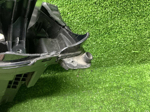 Битая Фара правая LR Discovery Sport (19-нв) LED