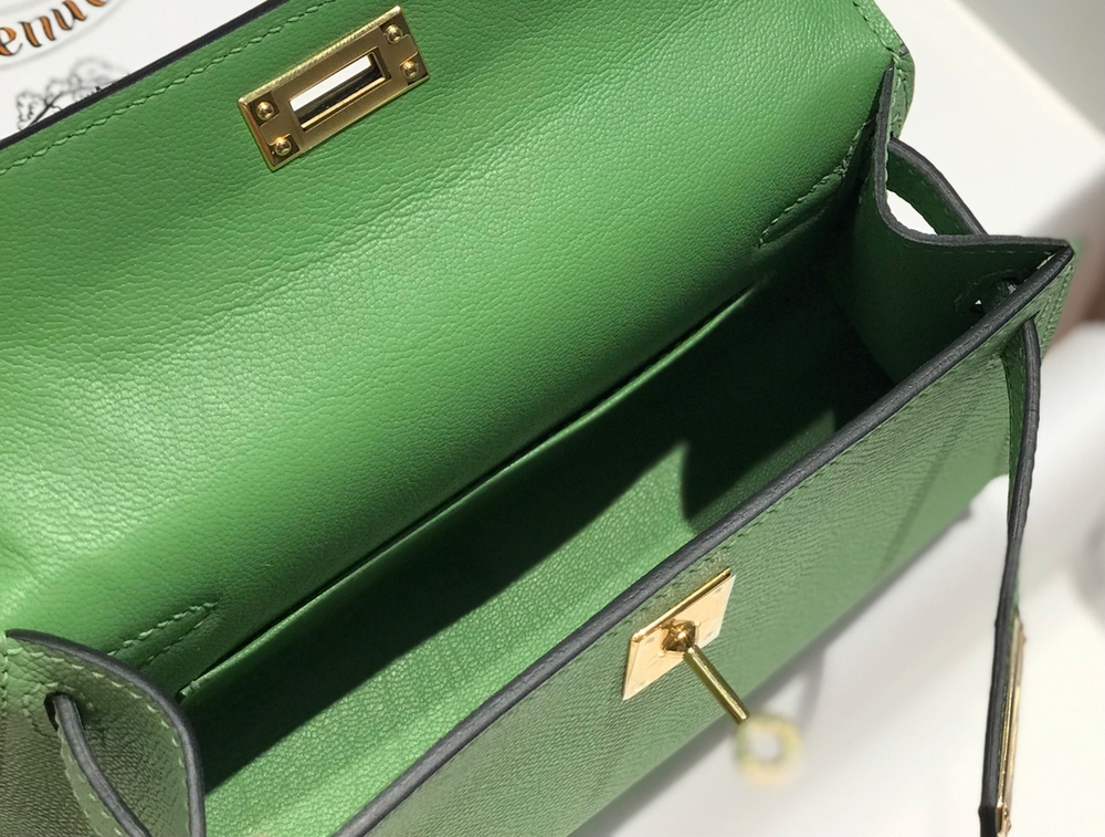 Hermes Kelly 20