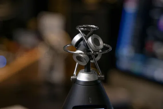 Zoom H3-VR