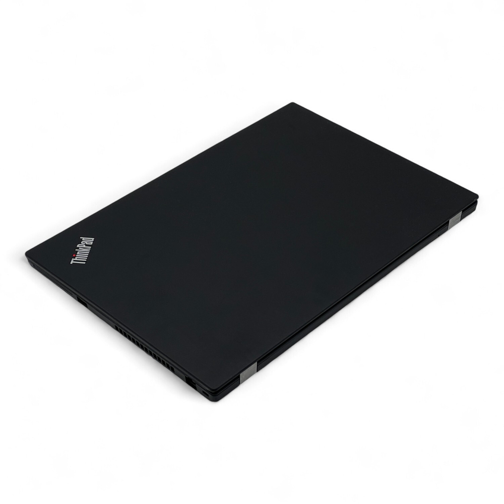 ThinkPad T590