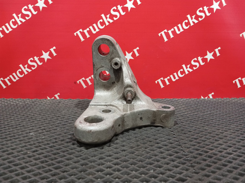 Кронштейн двигателя задний правый