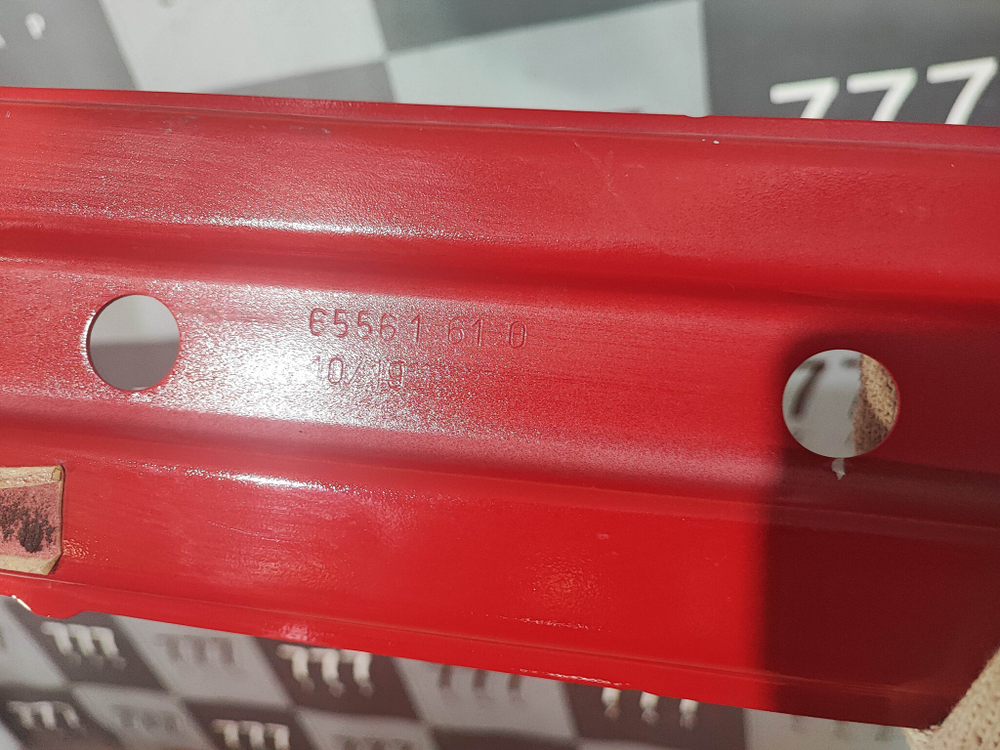 Усилитель заднего бампера Suzuki Vitara 2 14-нв Б/У Оригинал 6556161M0