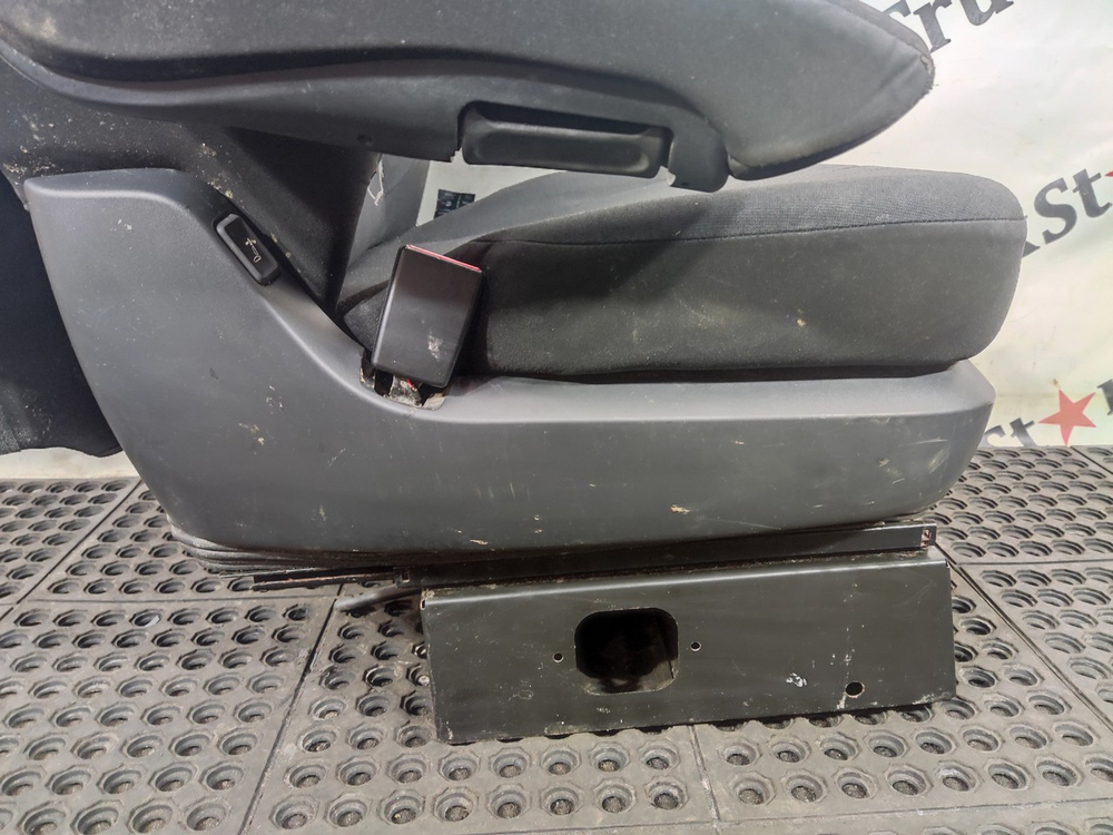 Сиденье водительское пневматическое 2018г