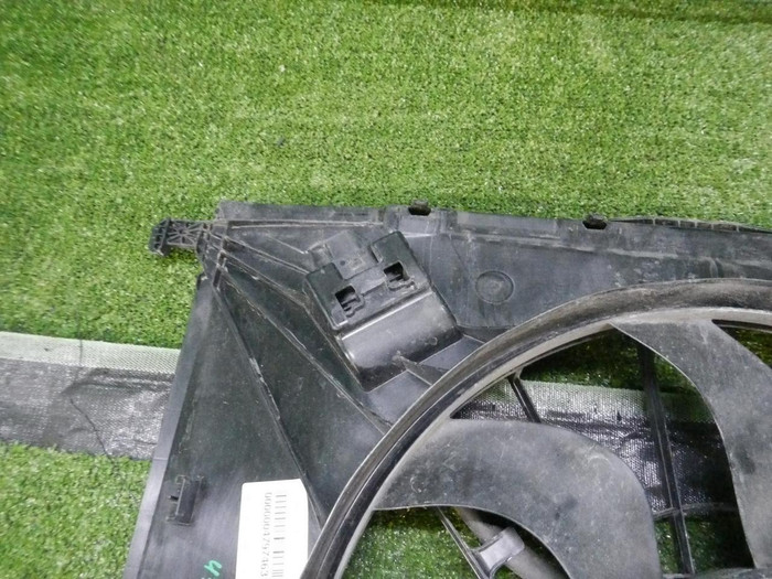 Диффузор с вентилятором Mercedes V W447 (2014-н.в.)